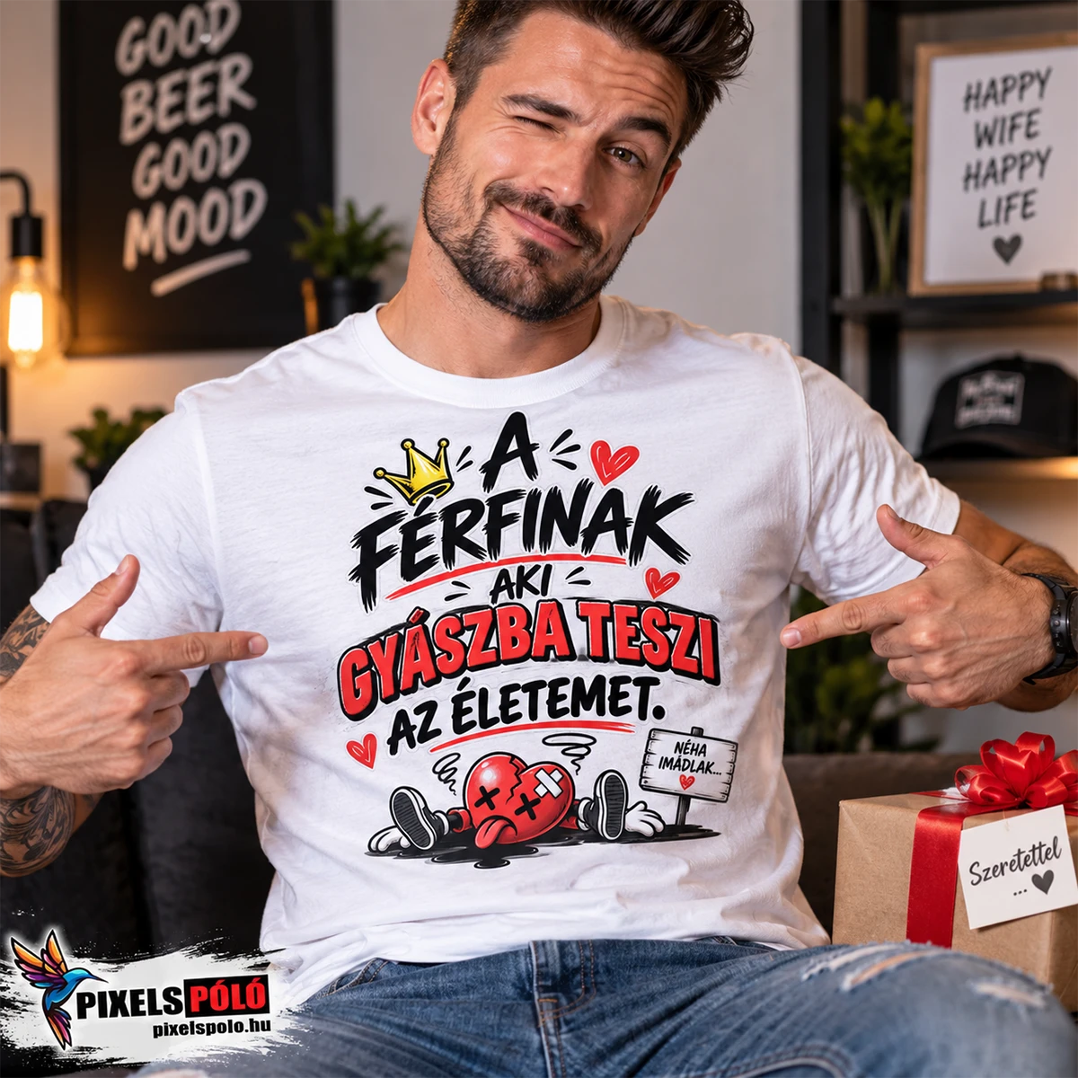 Párkapcsolati feliratos póló piros szíves grafikával