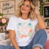 Ma van a szülinapom Pom Pom Pom virágos vicces születésnapi póló női modellen