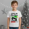 Karácsonyi Gamer póló konzol grafikával és karácsonyi dekorációval, vicces gamer karácsonyi póló